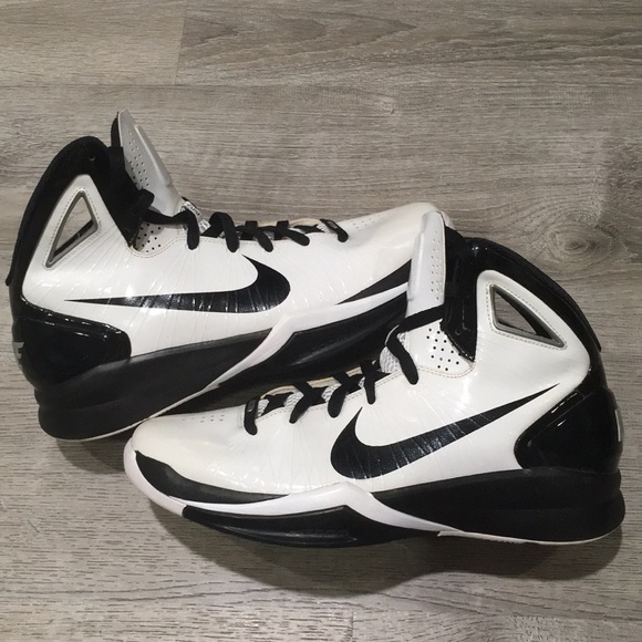 nike zoom hyperdunk 2010